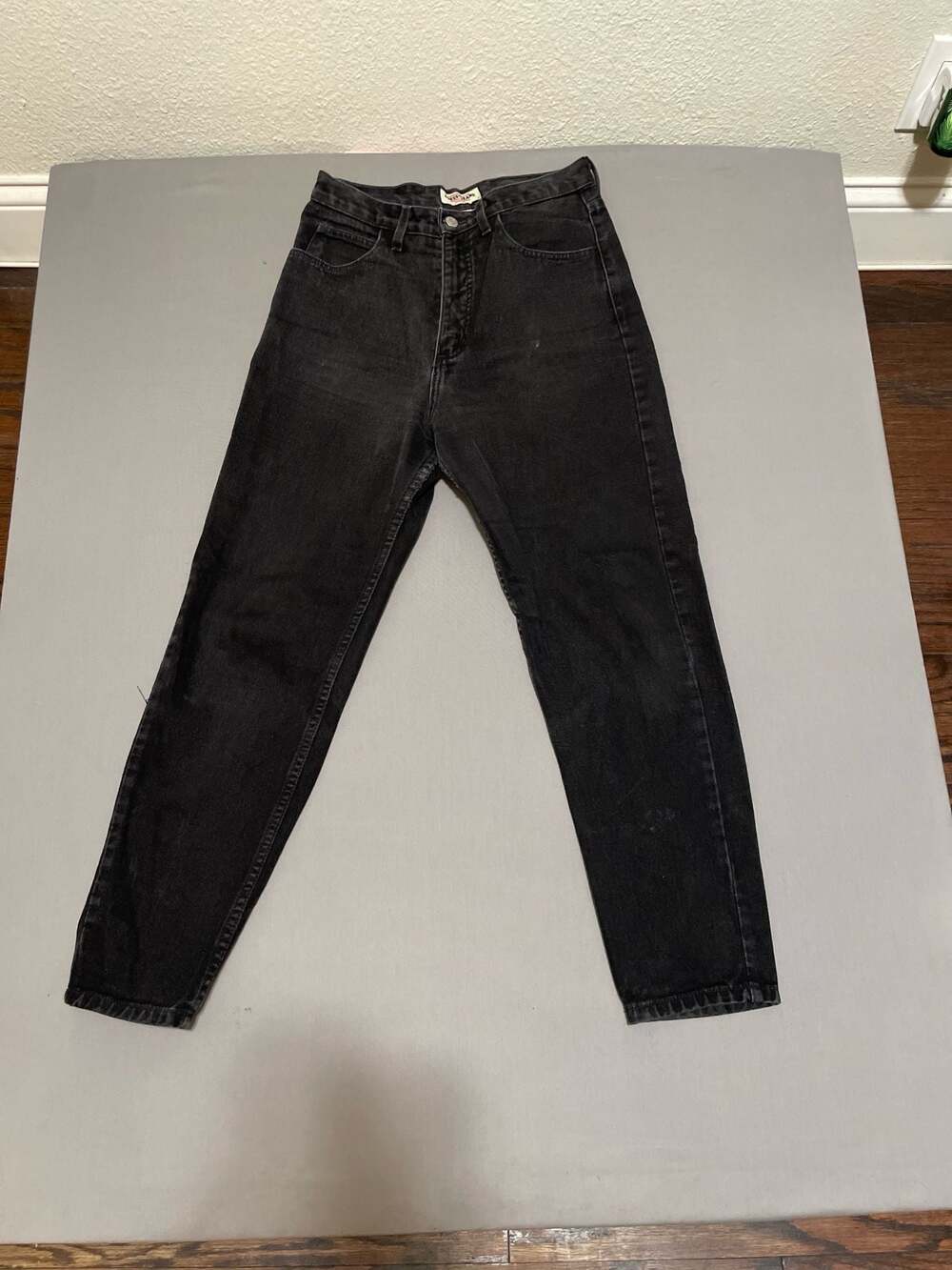 Vintage Guess Jeans Size 31 Style 39050-SH Black High Rise Tapered Leg